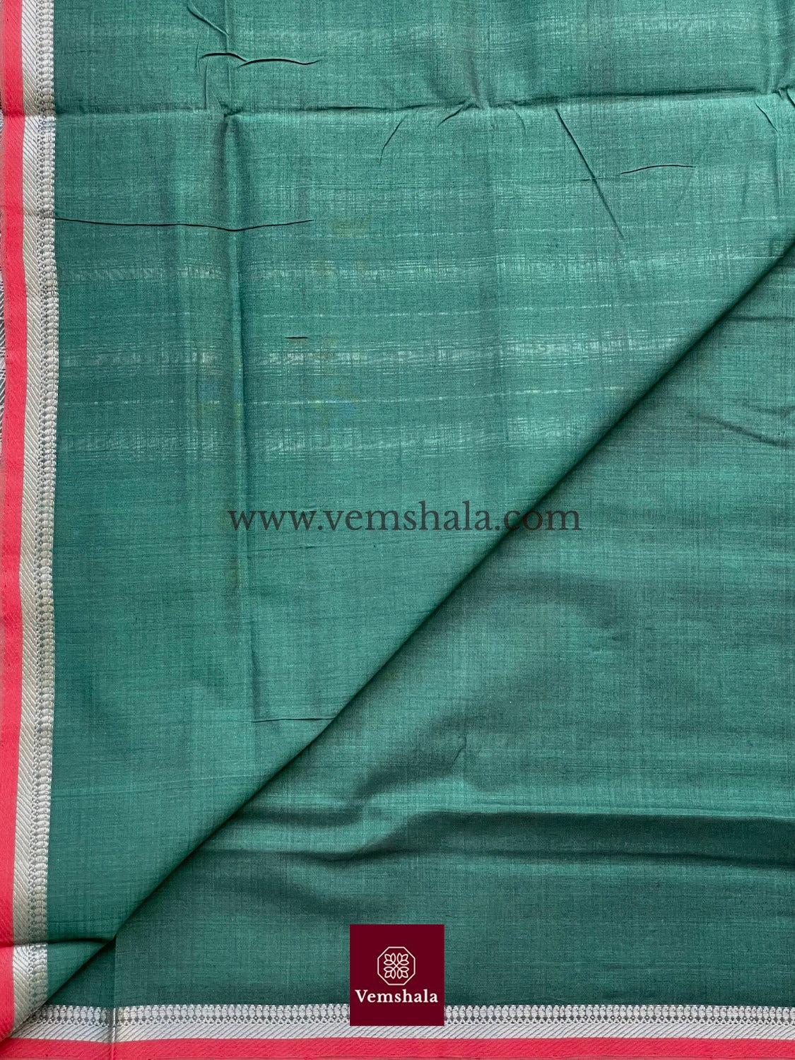 Moss green / Red / Gold Cotton Mangalgiri Saree : Grisha - Vemshala