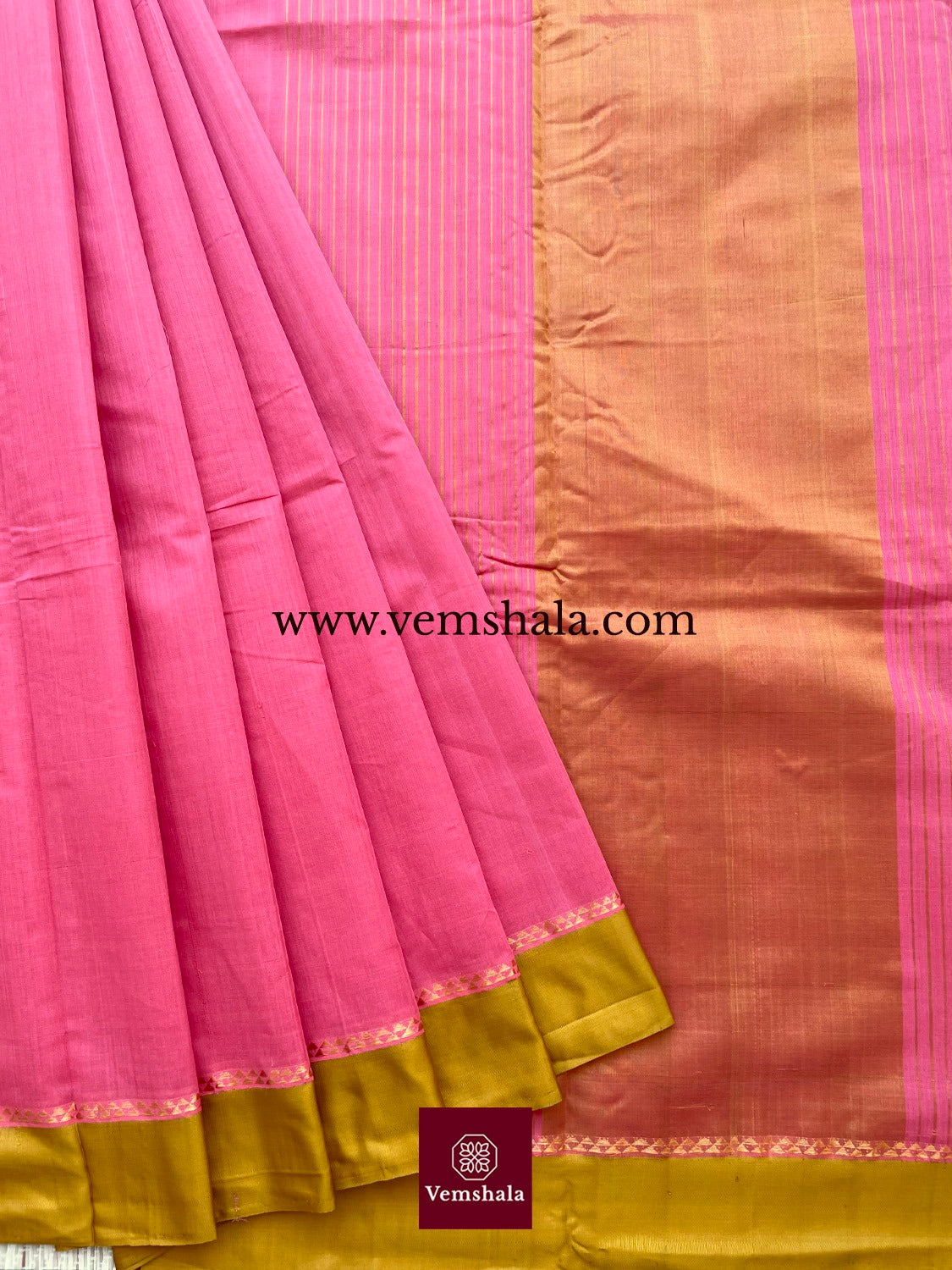 Rose / Light Green Ponduru Cotton Saree : Pankhuri - Vemshala