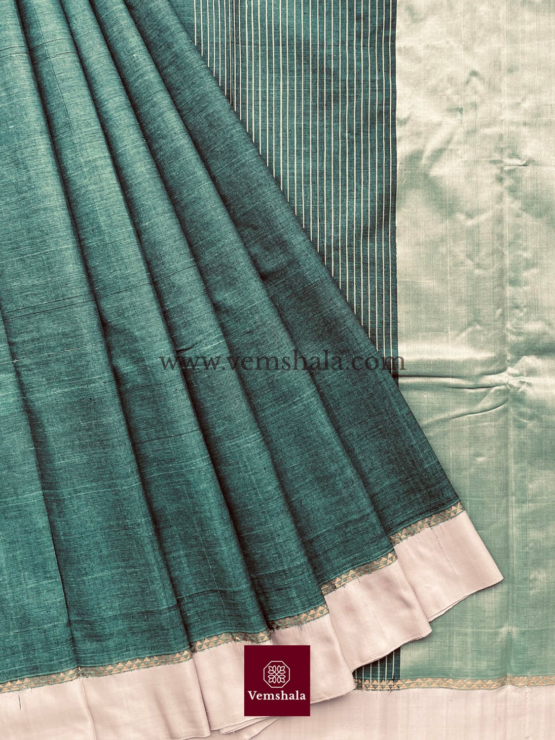 Moss Green / Ash Grey Ponduru Cotton Saree : Barkha - Vemshala