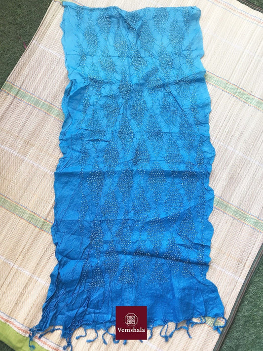 Aquamarine Ombre Tussar Silk Bandhani / Bhandej Stole - Vemshala