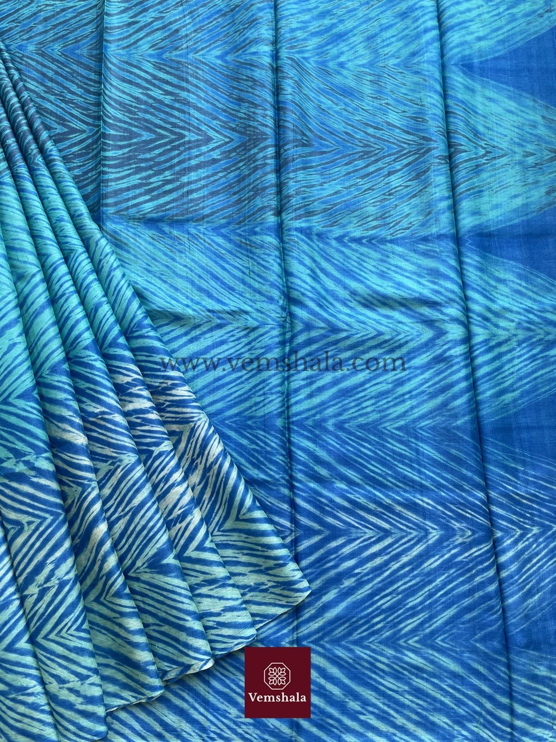 Aquamarine Shibori Leheriya Tussar Silk Saree : Ambariya - Vemshala