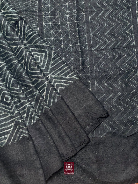 Black / Ecru Nui Shibori Silk Saree - Vemshala