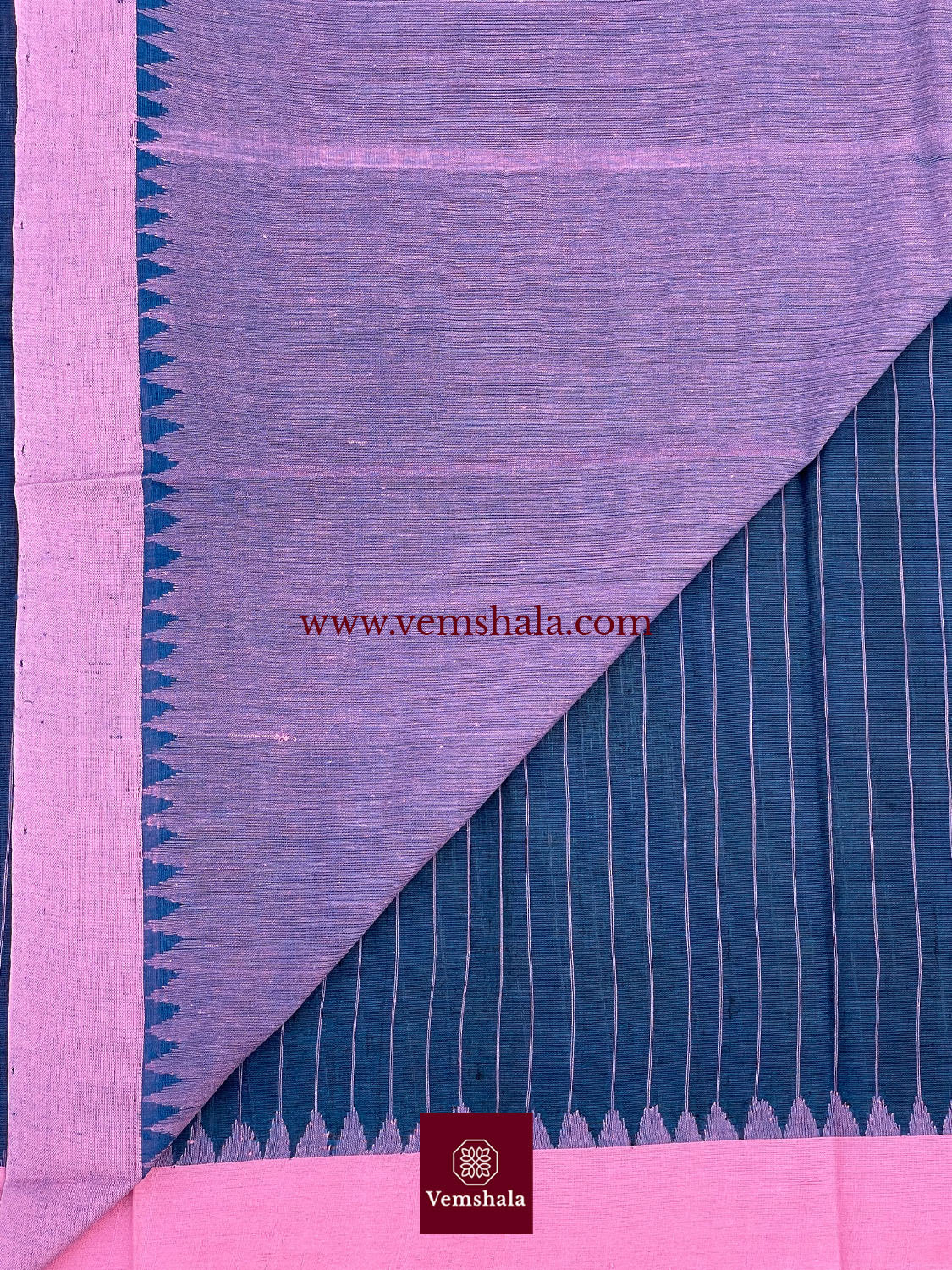 Navy / Pale Pink Ponduru Cotton Saree : Neema - Vemshala