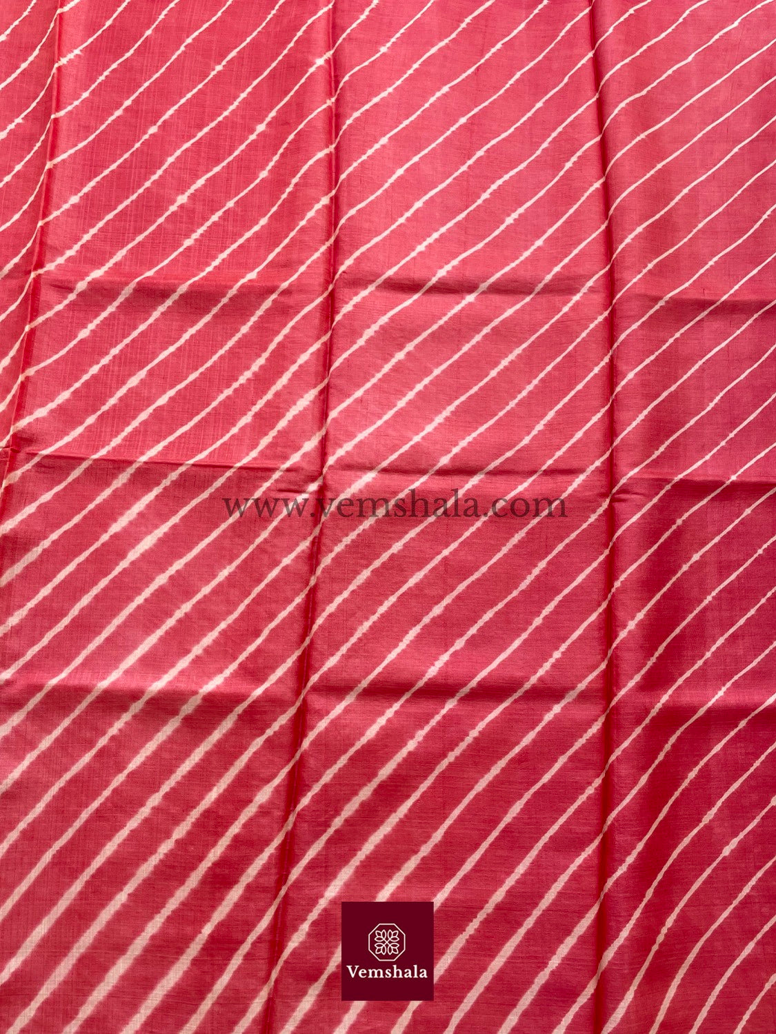 Watermelon / Ecru Leheriya Silk Saree : Tripta - Vemshala