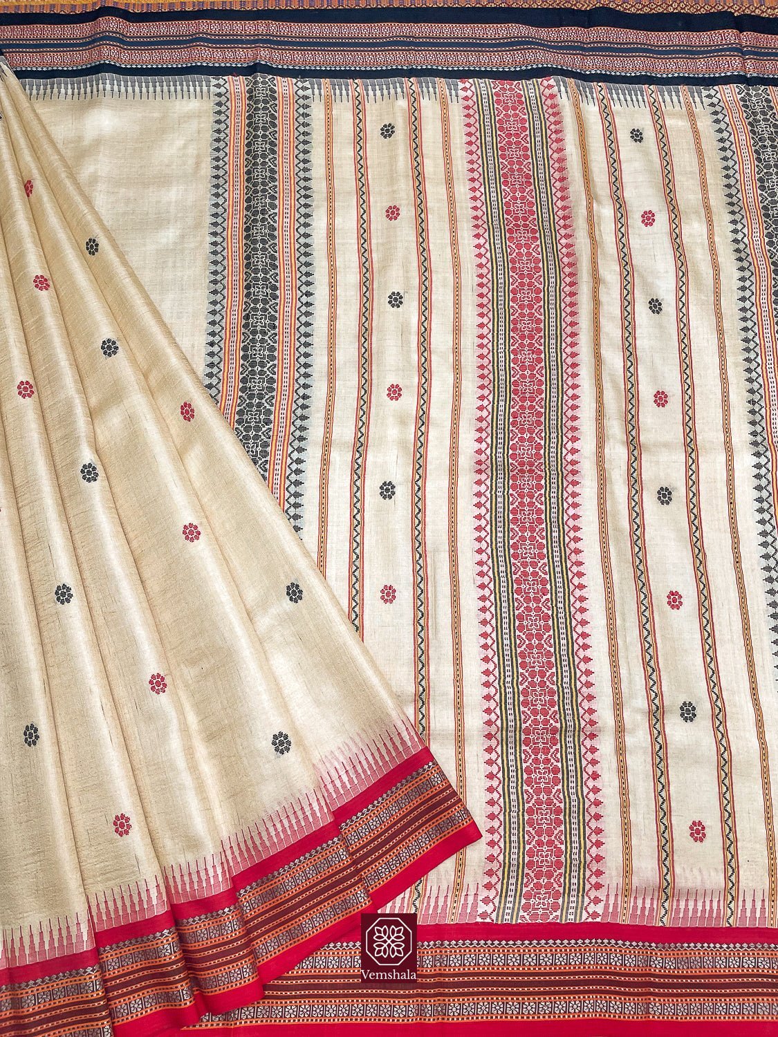 Brown / Red Jala Karvati Kinar Vidarbha Tussar Silk Saree - Baagh