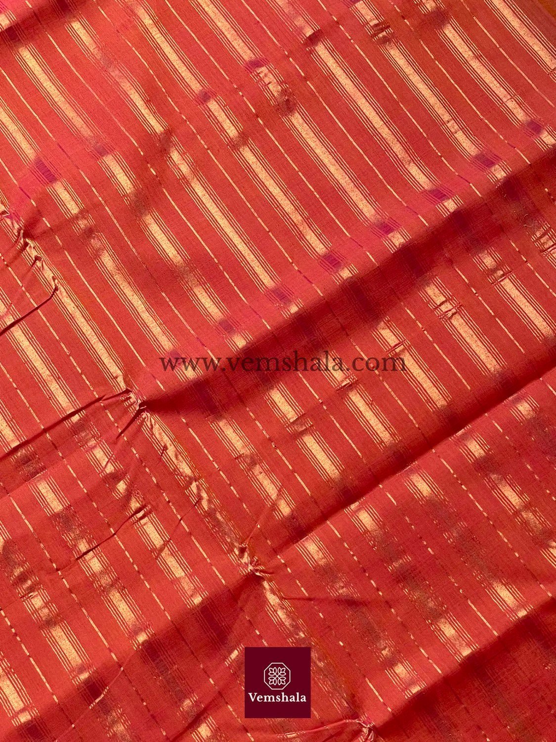 Burnt Orange / Green / Gold Cotton Mangalgiri Saree : Devika - Vemshala