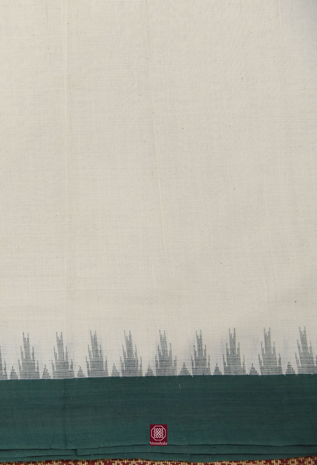 Ecru / Green Ponduru Cotton Saree - Vemshala