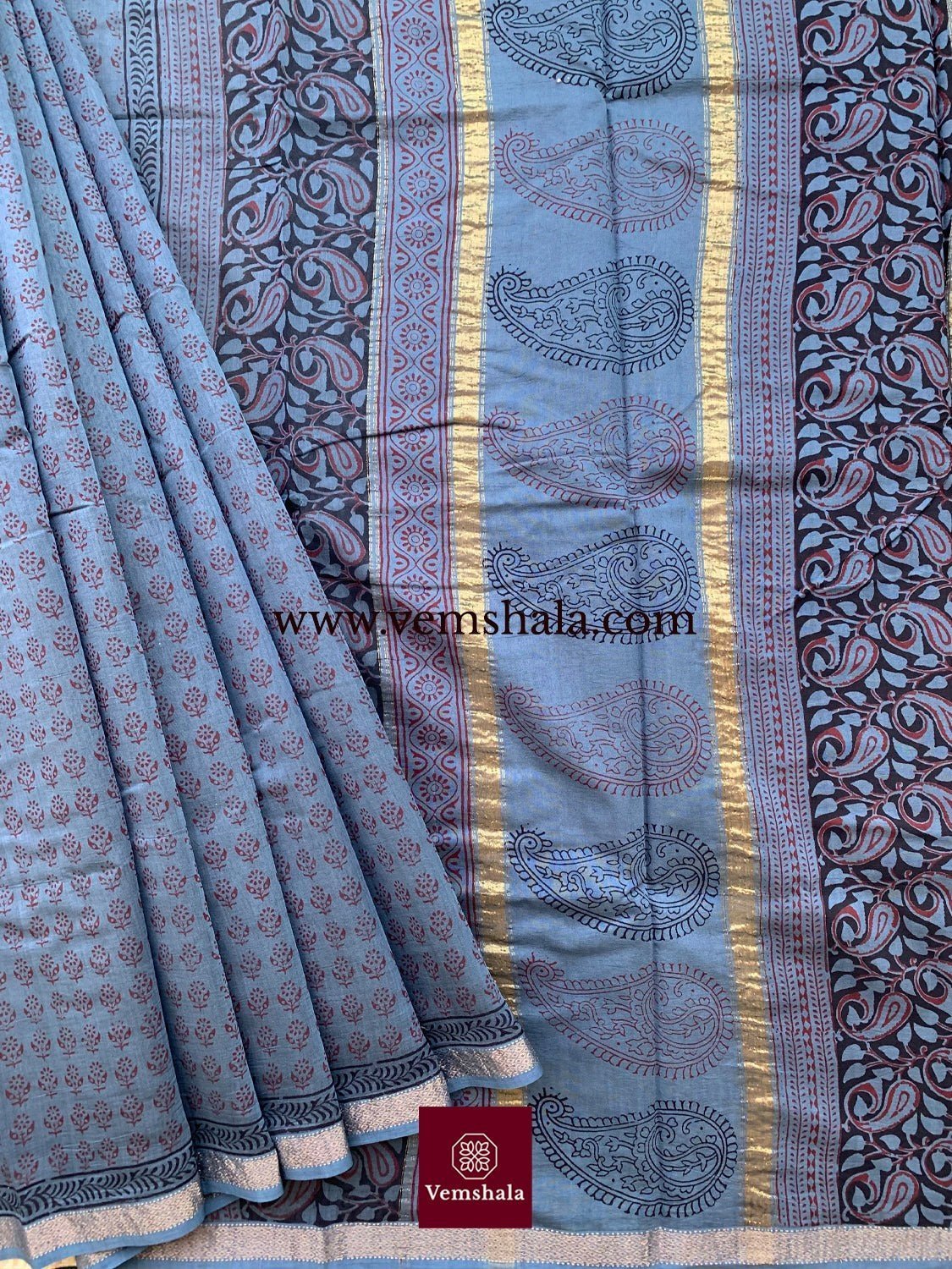 Grey/ Black / Red Hand Block Printed Maheshwari Saree : Gauravi - Vemshala