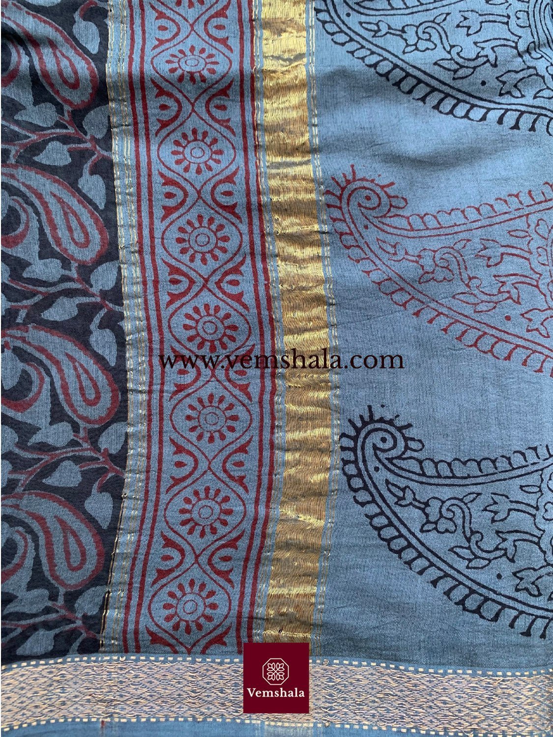 Grey/ Black / Red Hand Block Printed Maheshwari Saree : Gauravi - Vemshala