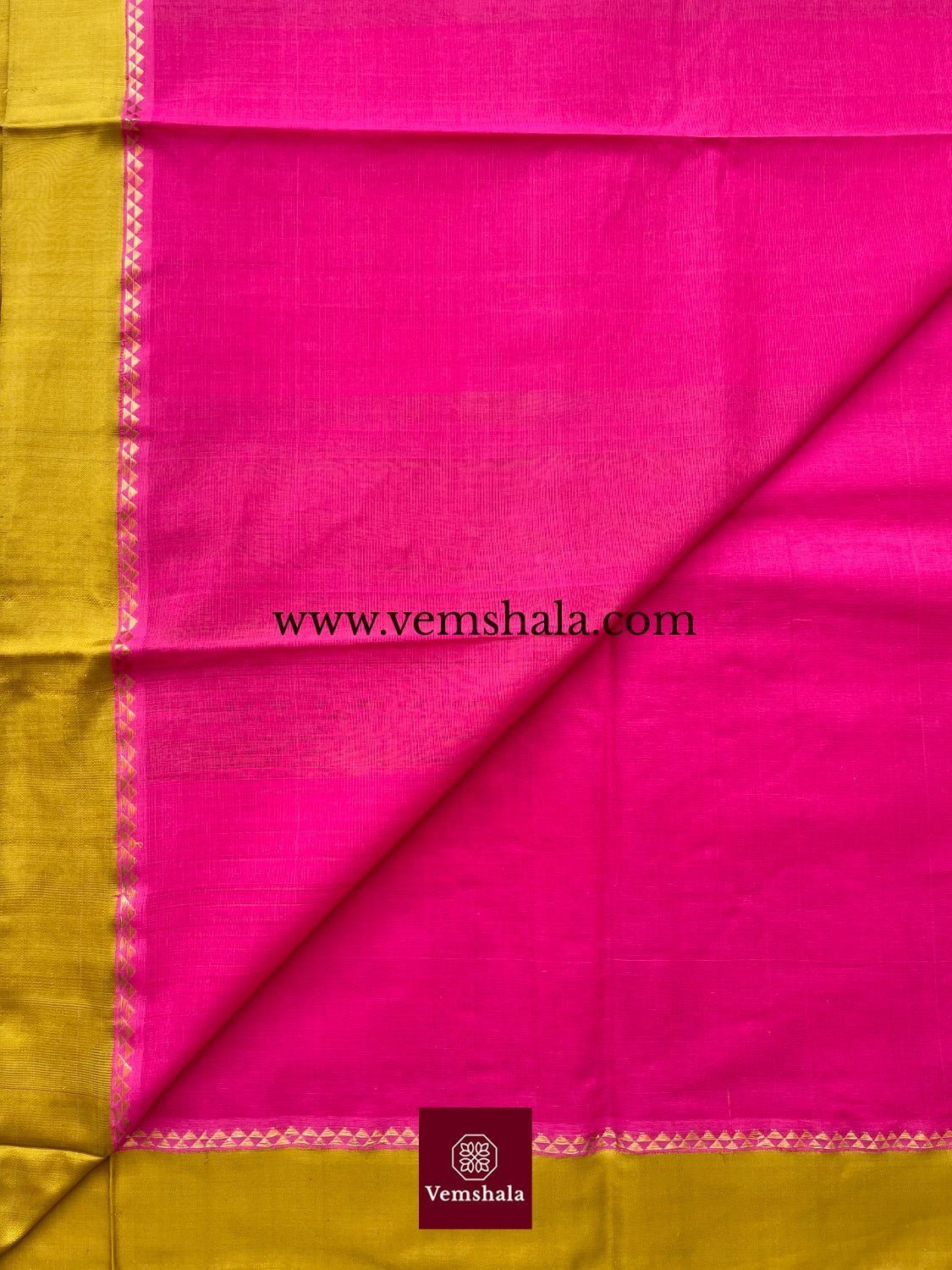 Hot Pink / Light Green Ponduru Cotton Saree : Pankhuri - Vemshala