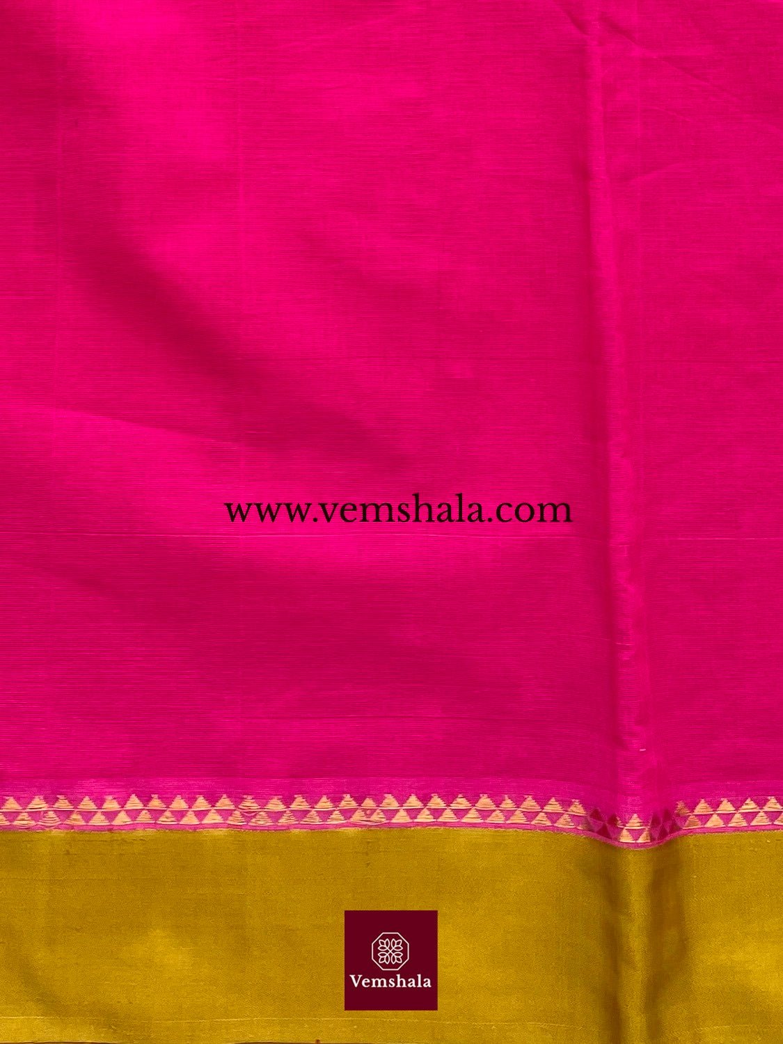 Hot Pink / Light Green Ponduru Cotton Saree : Pankhuri - Vemshala