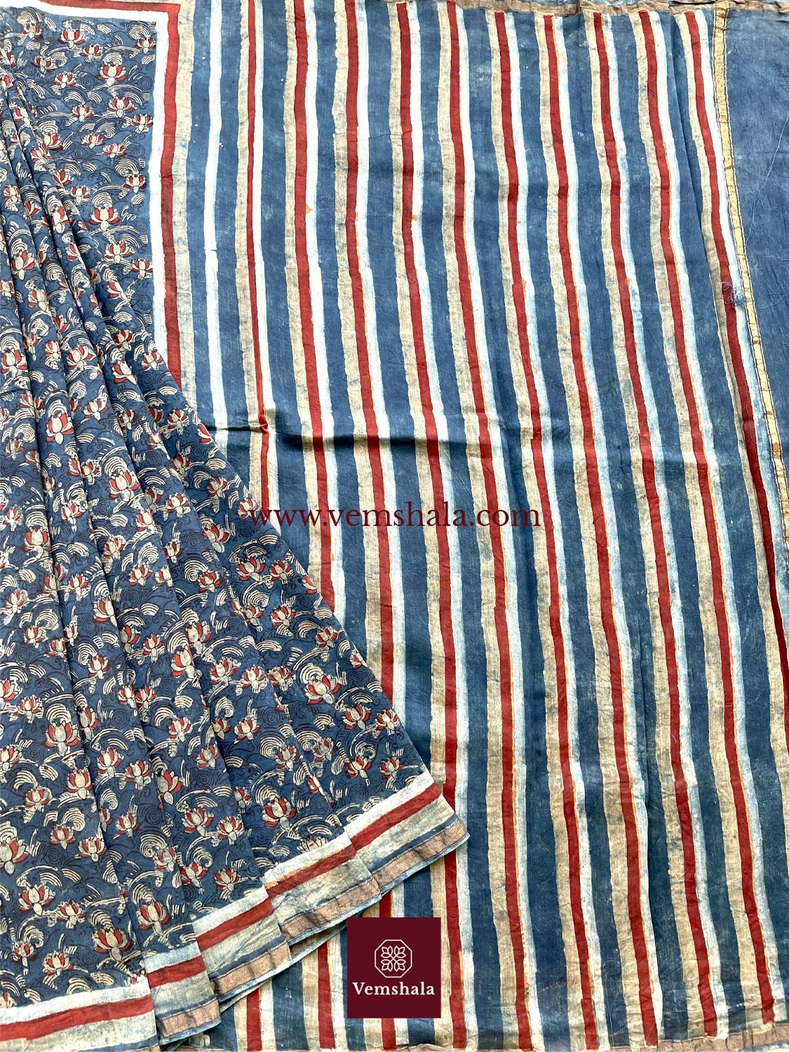 Indigo/ Ecru / Red Hand block print Silk Cotton Saree: Pankaja - Vemshala