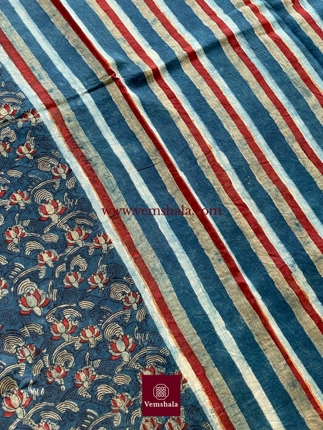 Indigo/ Ecru / Red Hand block print Silk Cotton Saree: Pankaja - Vemshala