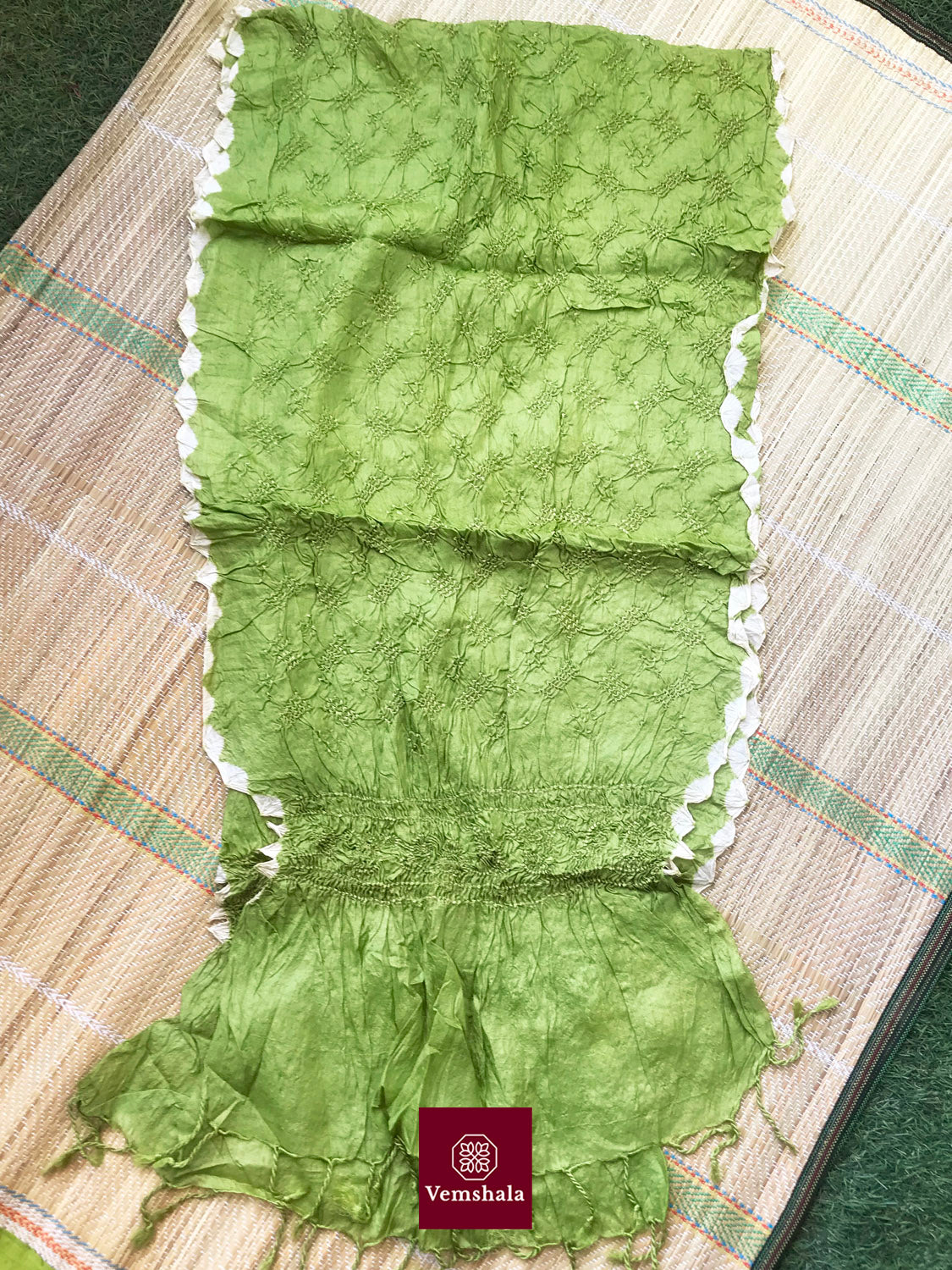 Sap Green Tussar Silk Bandhani / Bandhej Stole - Vemshala