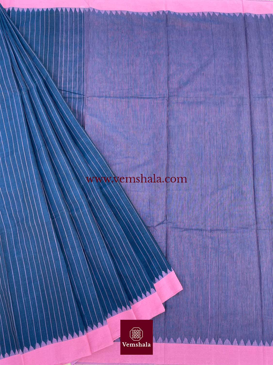 Navy / Pale Pink Ponduru Cotton Saree : Neema - Vemshala