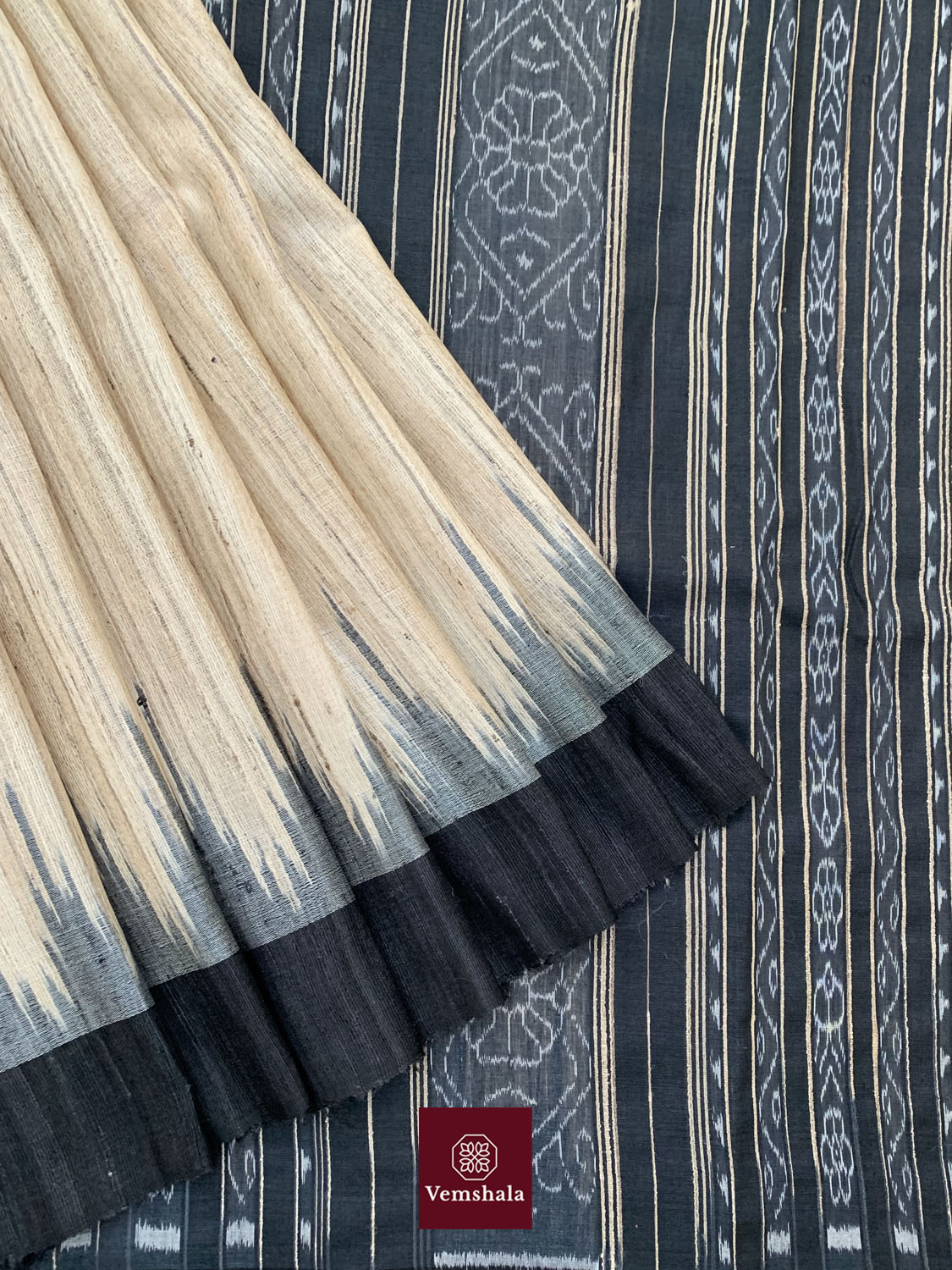 Natural / Black Gopalpur Tussar Ghicha Silk Saree : Kadambari - Vemshala