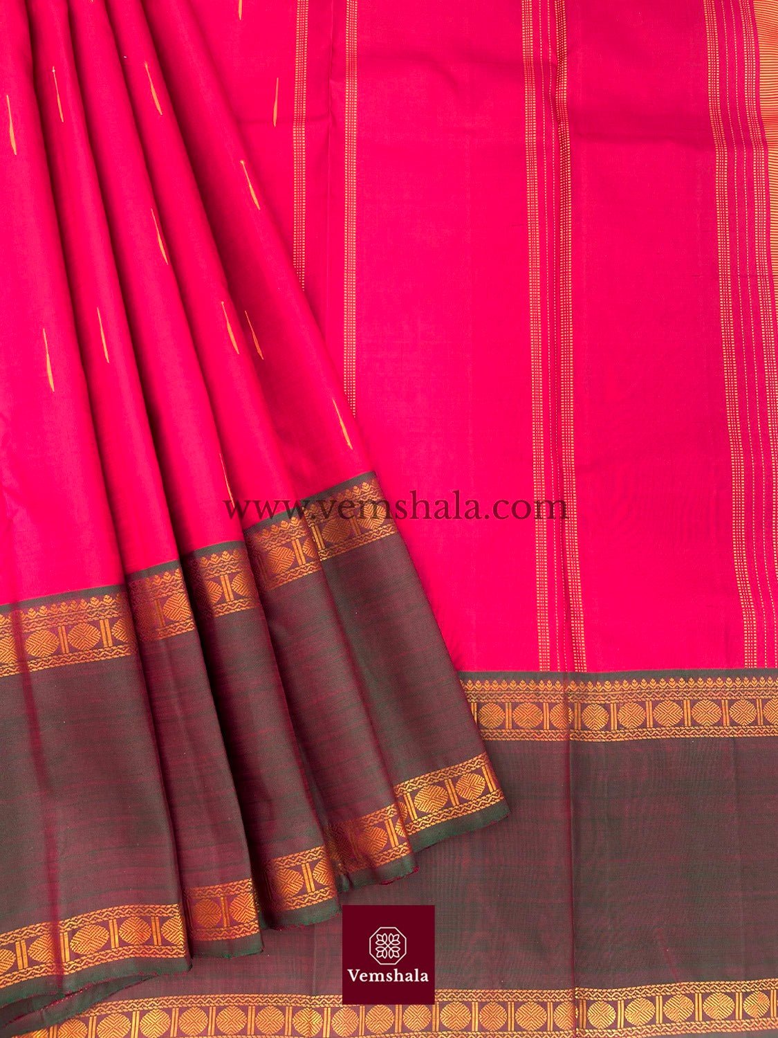 Maroon / Green / Yellow / Gold Kanchipuram Silk Saree : Vijaya - Vemshala