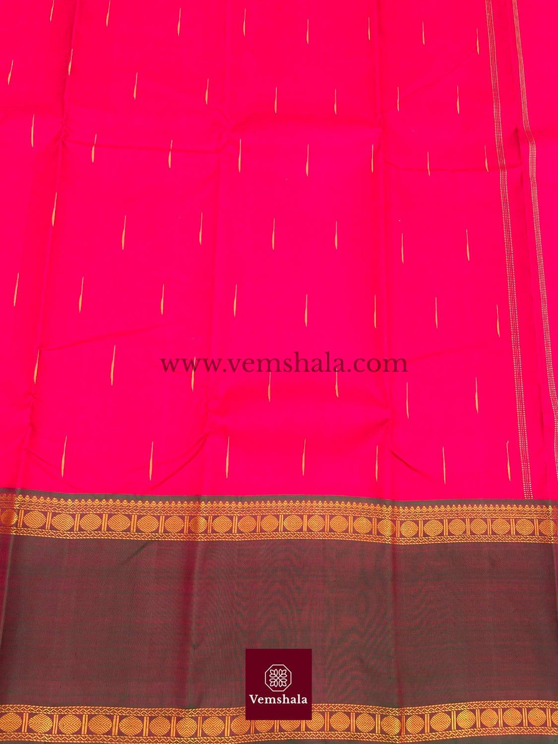 Maroon / Green / Yellow / Gold Kanchipuram Silk Saree : Vijaya - Vemshala