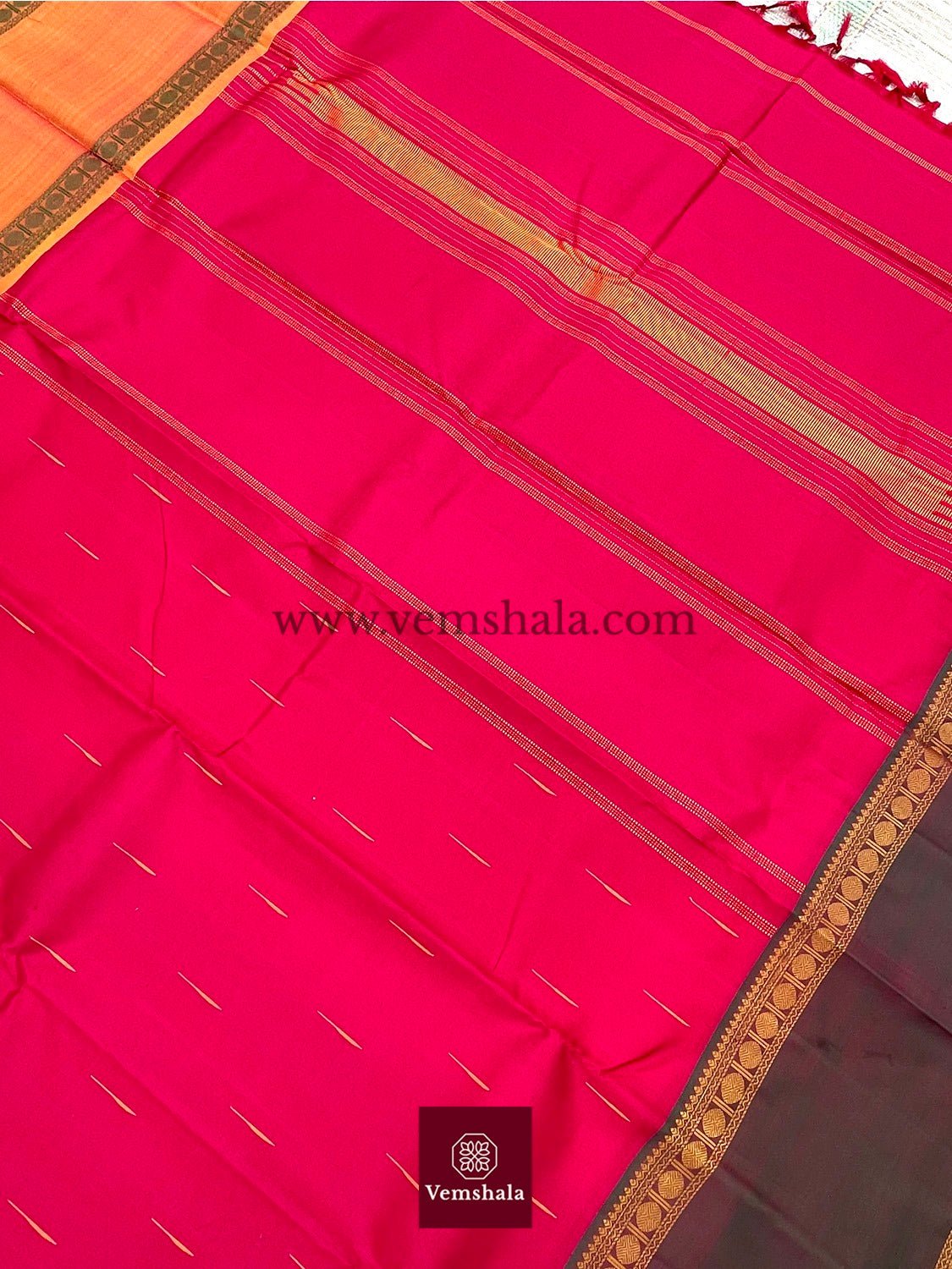 Maroon / Green / Yellow / Gold Kanchipuram Silk Saree : Vijaya - Vemshala