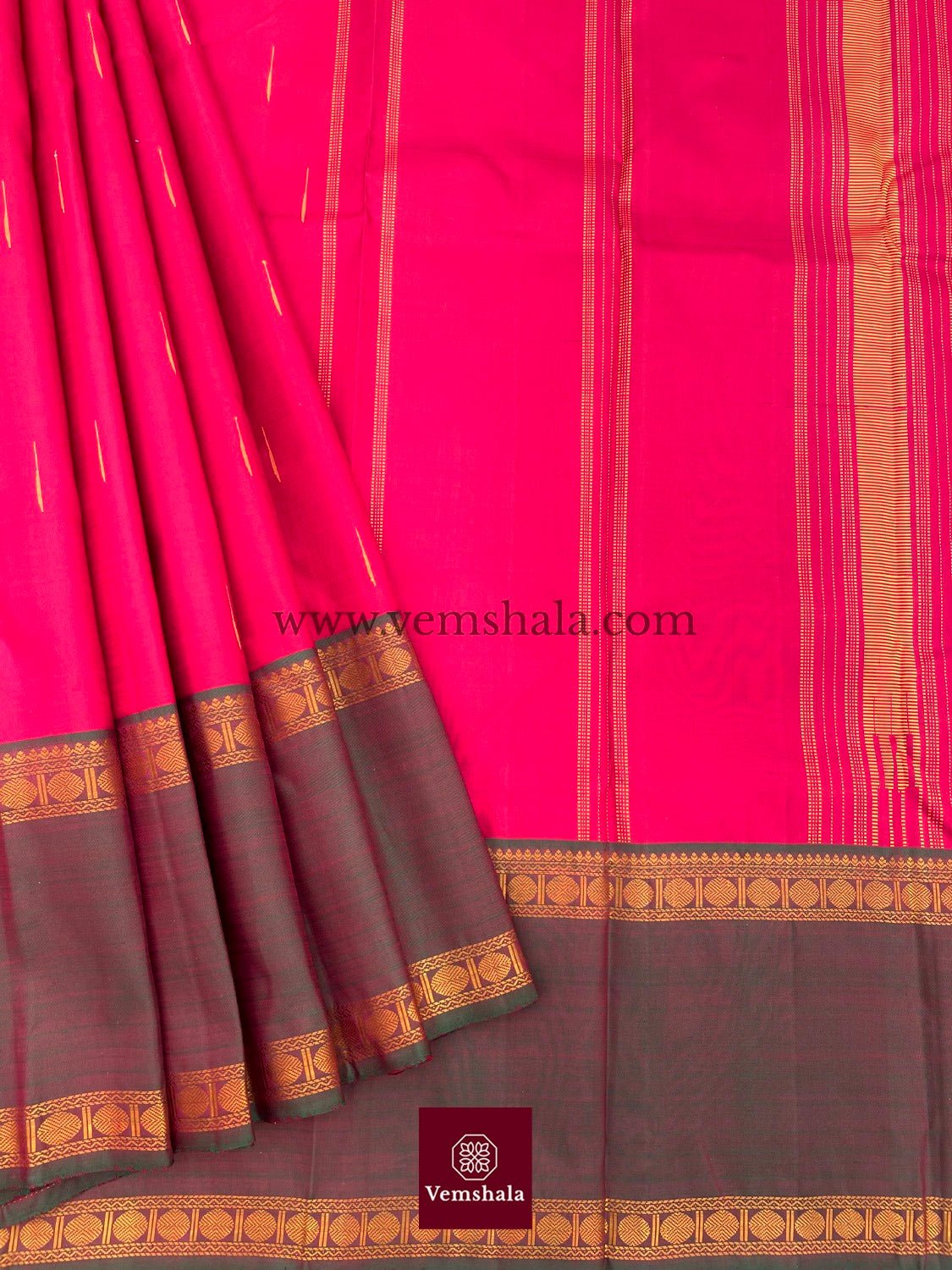 Maroon / Green / Yellow / Gold Kanchipuram Silk Saree : Vijaya - Vemshala