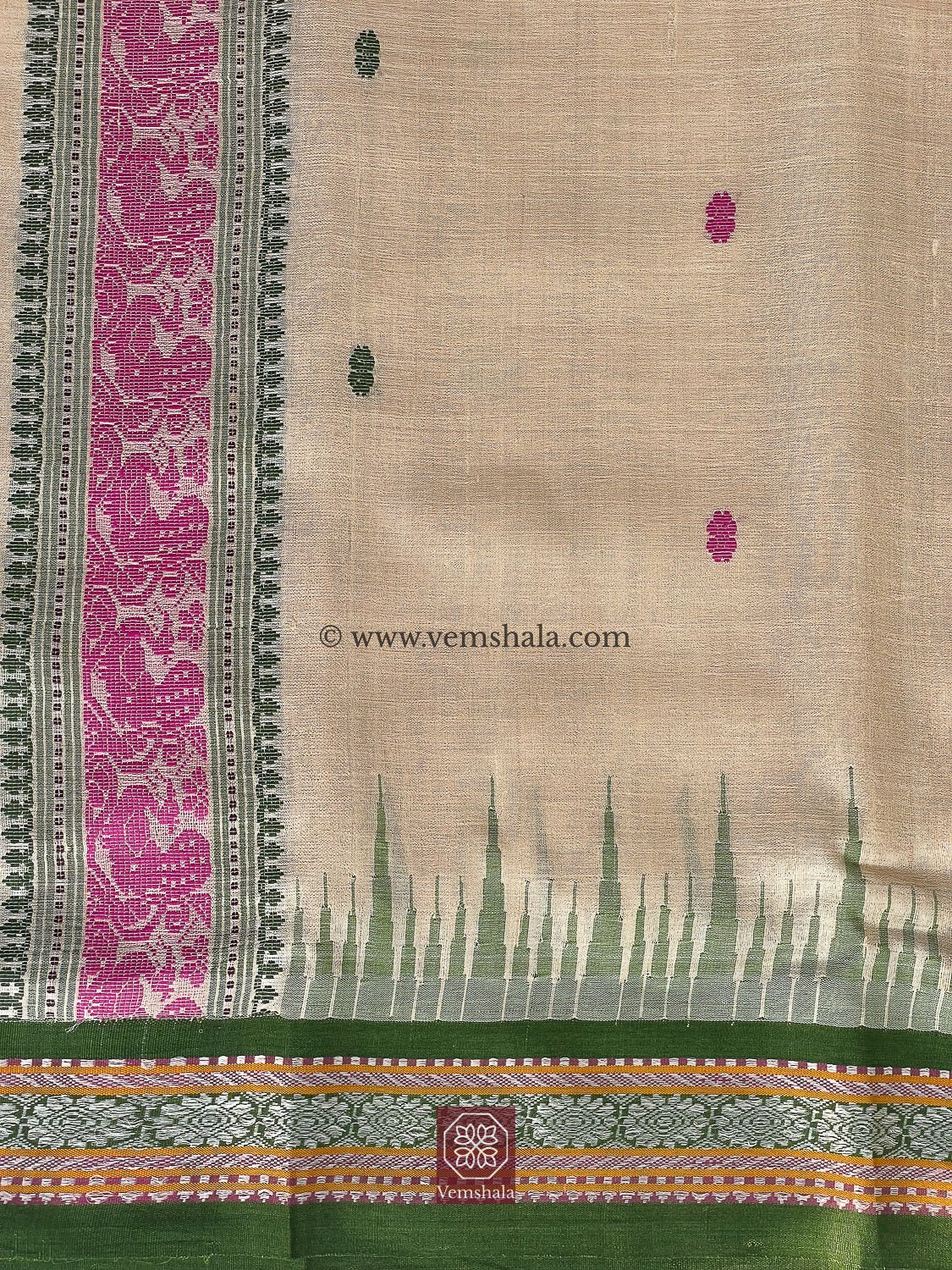 Jala Karvati Kinar Tussar Silk Saree : Exclusive - Vemshala